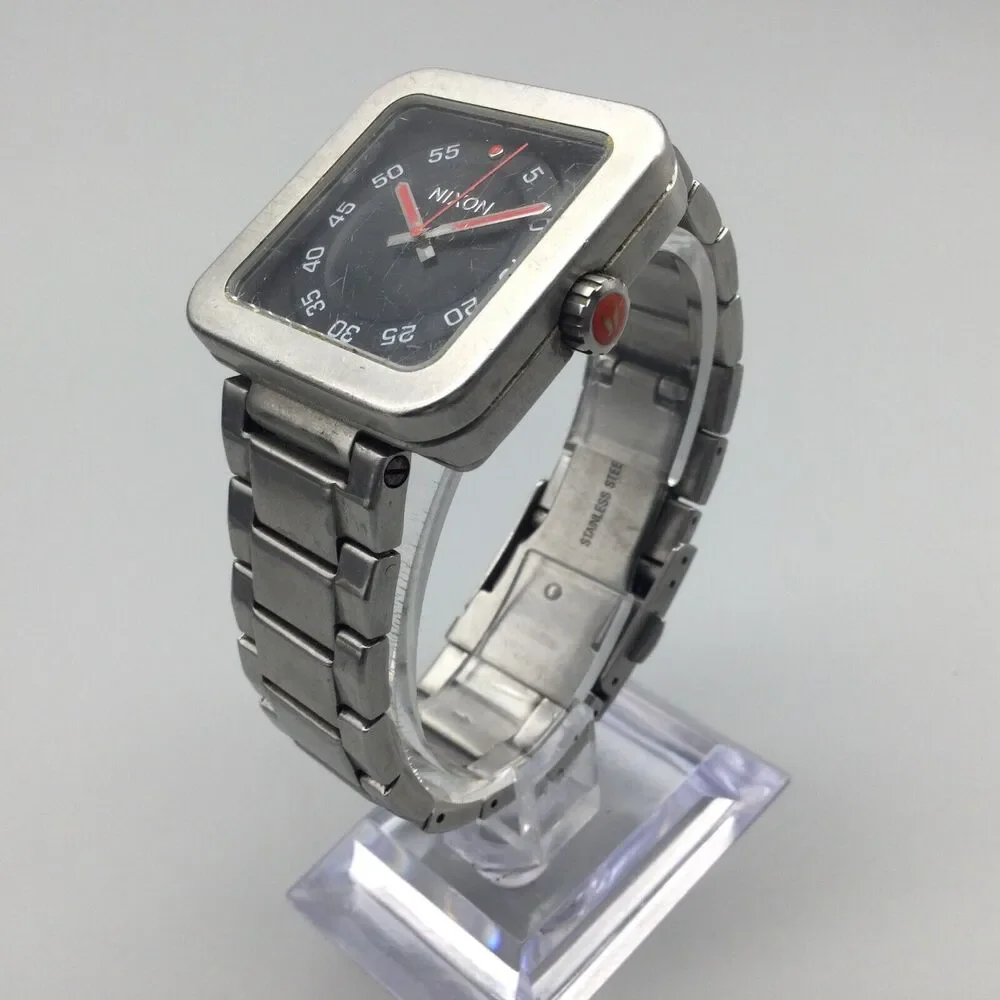 Nixon Riot Watch Men 36mm Silver Tone Throw Down Black Dial New Battery 6.5" - Picture 6 of 15